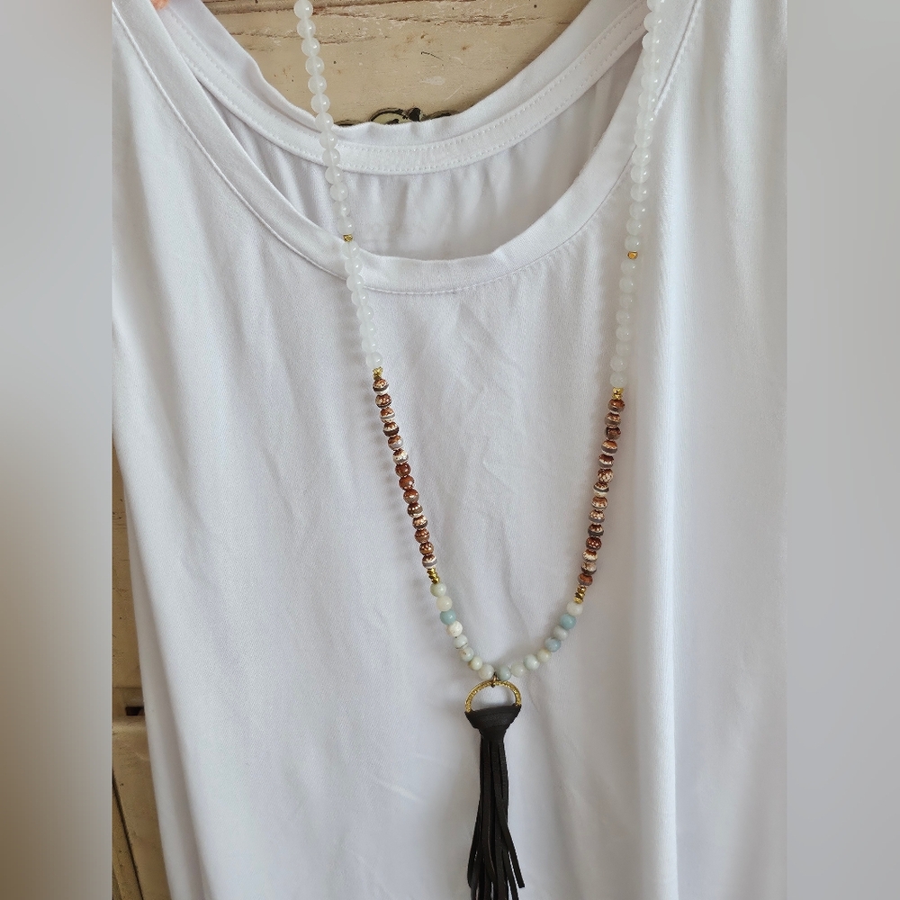 BOHO Leather Tassle Necklace With White and Aqua Beads NWOT♡